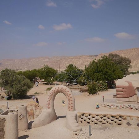 Kibbutz Lotan Eco-Campus Hotel Екстериор снимка