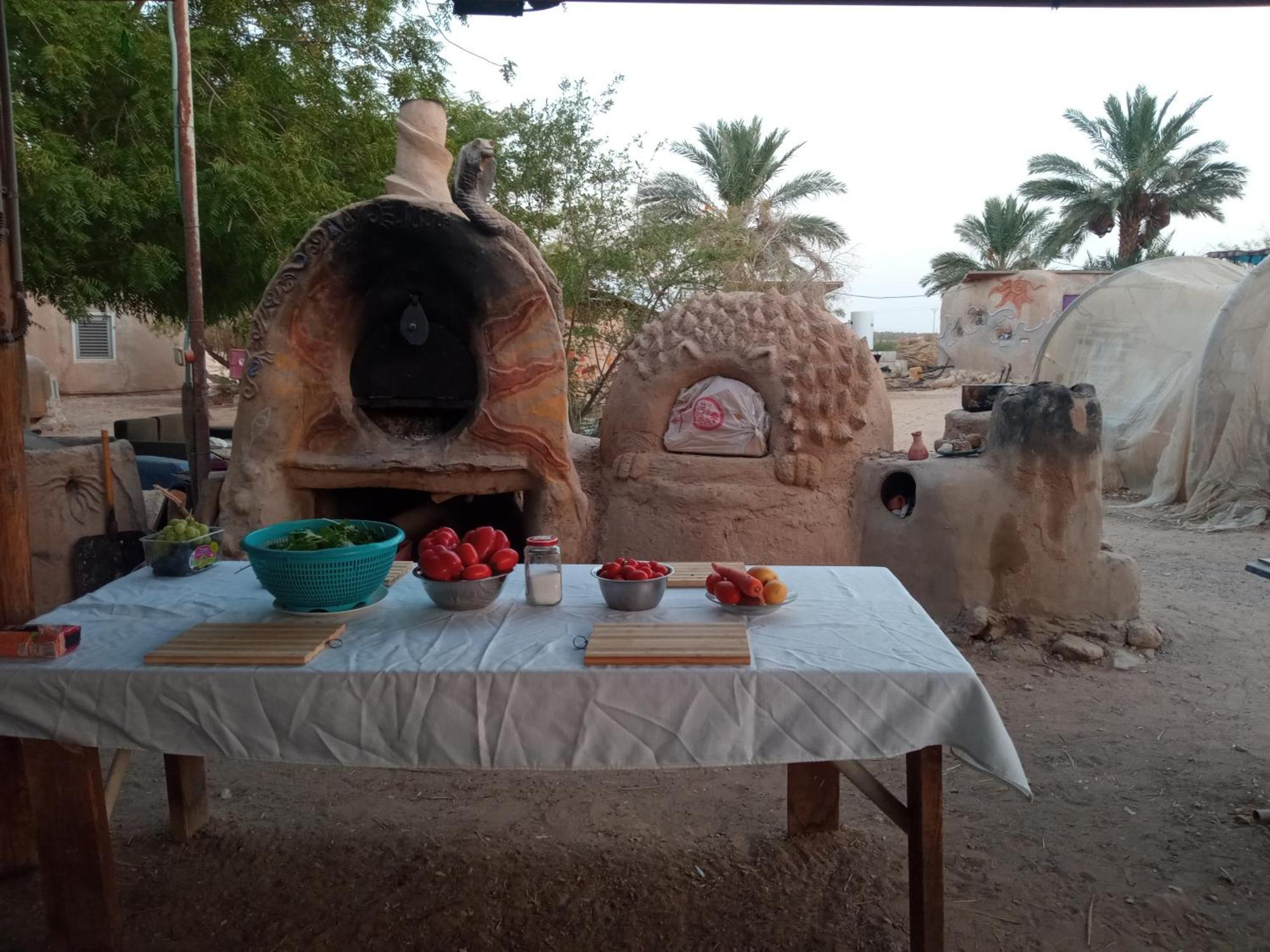 Kibbutz Lotan Eco-Campus Hotel Екстериор снимка